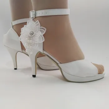 BaoYaFang, модные и милые белые кружевные босоножки в цветочек с одной пуговицей, модельные туфли для подружки невесты Изображение