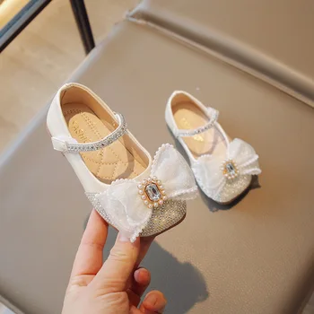 Детская Обувь Принцессы для девочек 2023, Кожаные Сандалии Со стразами и Бантиком-бабочкой, Модная обувь для малышей, Sandalia Infantil Menina Изображение